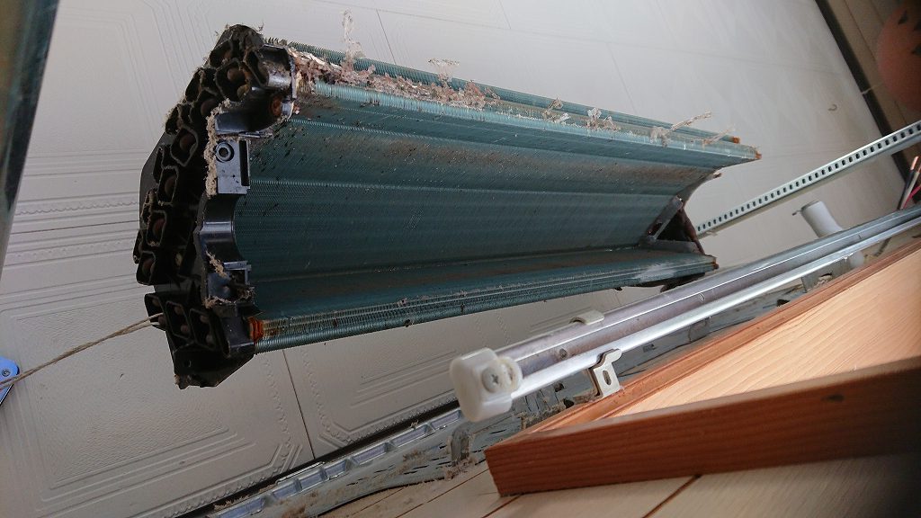 エアコン完全分解パーフェクト洗浄　のイメージ